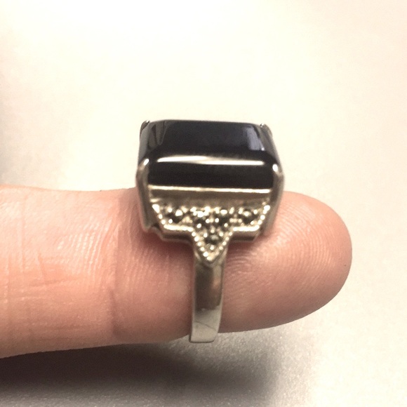 Onyx Sterling Ring, Size 7 - Picture 1 of 5